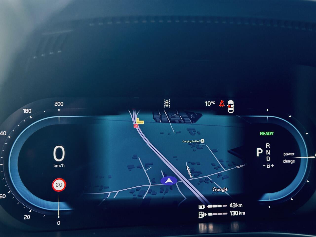 Volvo XC60 2.0 T8 hybrid AWD | Dark Label | Panodak | Luchtvering | Trekhaak | Autopilot | Adapt Cruise | Incl BTW