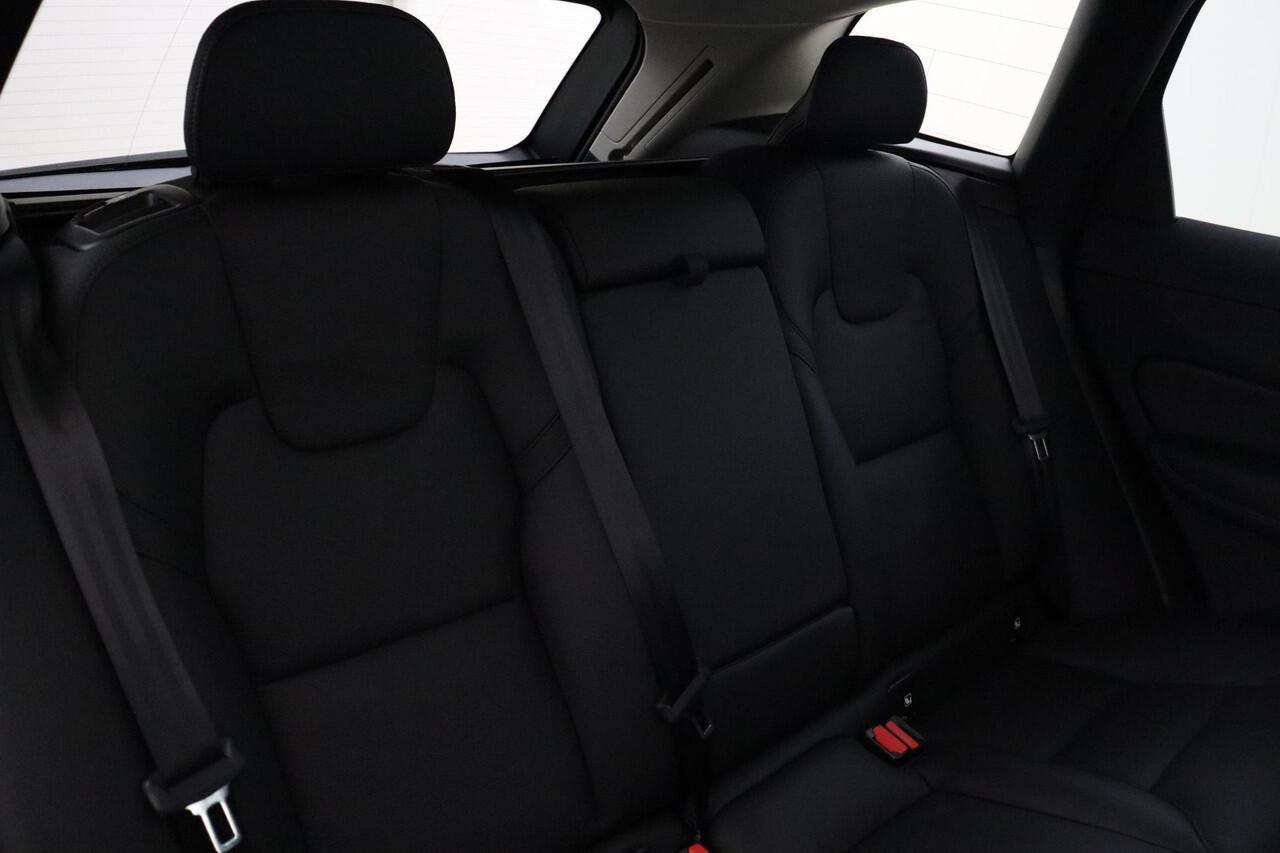 Volvo XC60 T6 PLUG-IN HYBRID AWD PLUS DARK *1450KM!* -PANO.DAK|HARMAN/KARDON|360°CAM|TREKHAAK|PRIVACY.GLAS|ADAP.LED