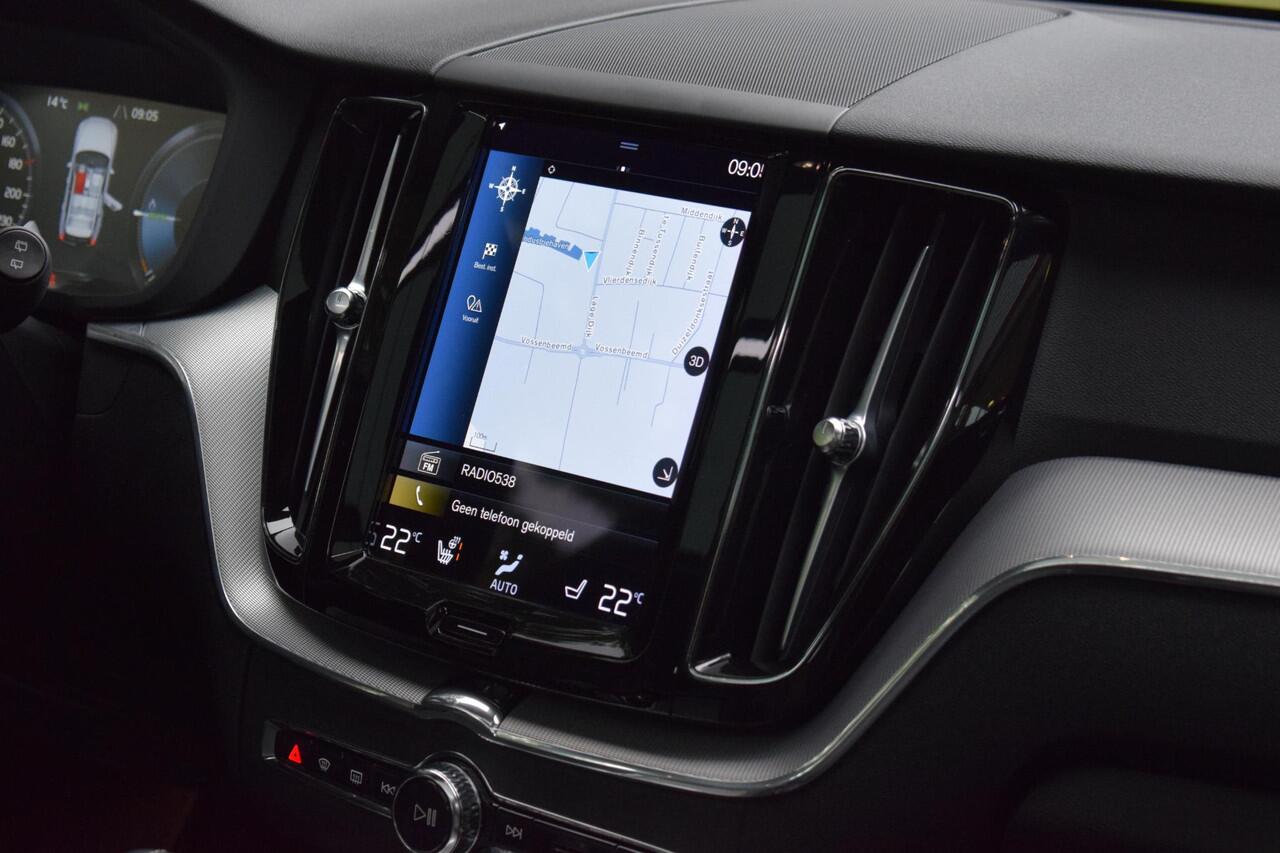 Volvo XC60 2.0 Recharge T6 AWD R-Design met Pano/Camera/Leder