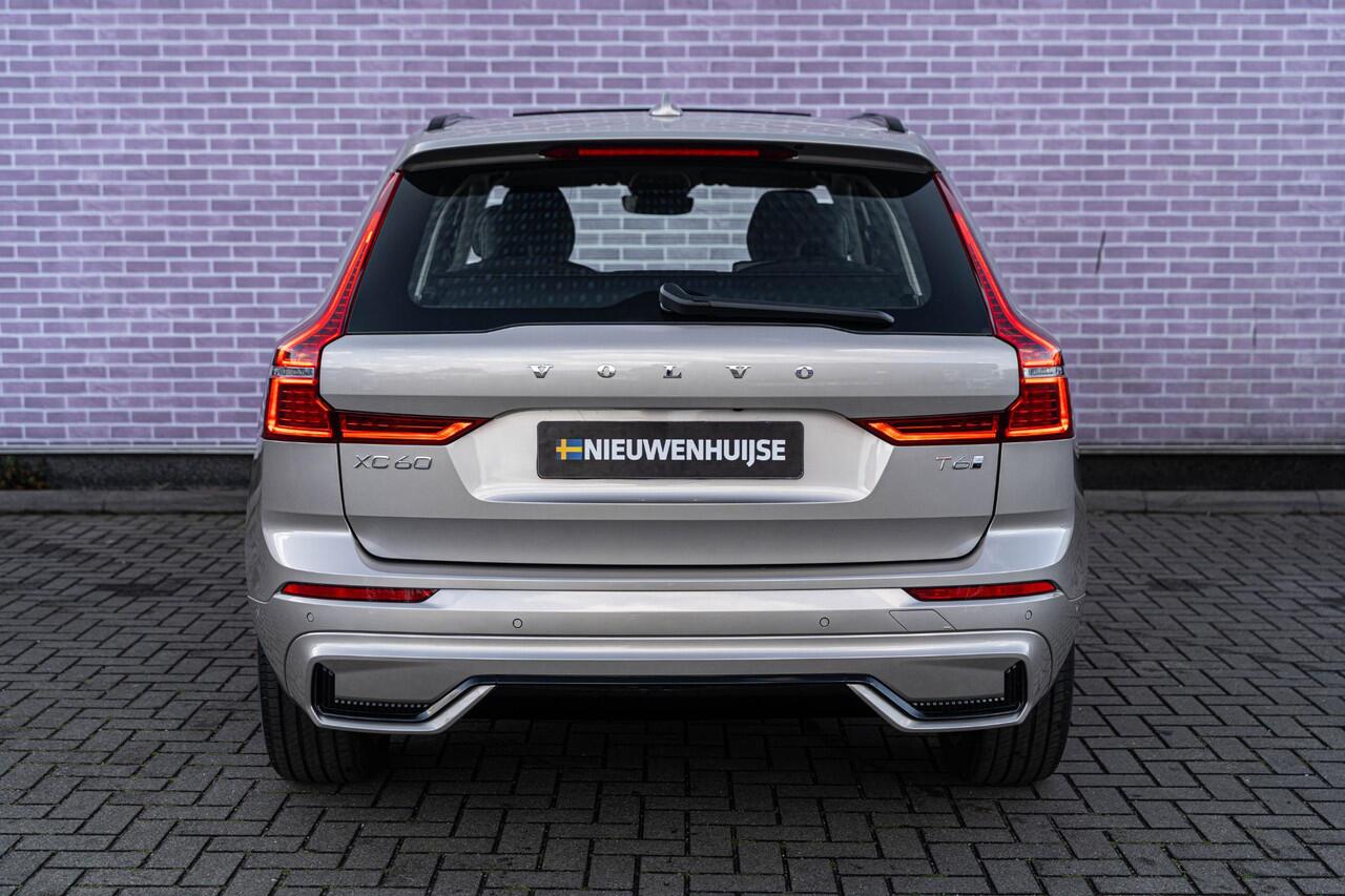Volvo XC60 2.0 T6 Plug-in hybrid AWD Ultra Dark | Harman Kardon Audio | Trekhaak | Schuif- / Kanteldak | Stoel- / Stuurverwarming Voor + Achter | 360 Camera | Adaptive Cruise | Long Range | Google | Carplay | Dodehoekdetectie