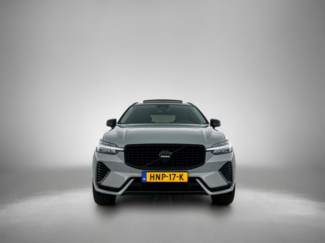 Volvo XC60 2.0 T8 AWD Plus Dark | Harman/Kardon | Panoramadak