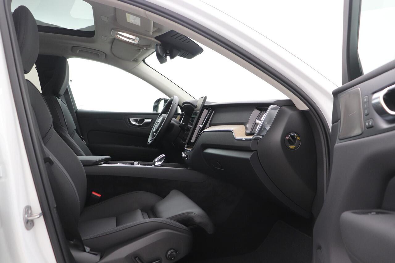 Volvo XC60 T6 Plug-in hybrid Plus Dark | FACELIFT | Head-Up | Panoramadak | harman/kardon | ACC | 360° Camera