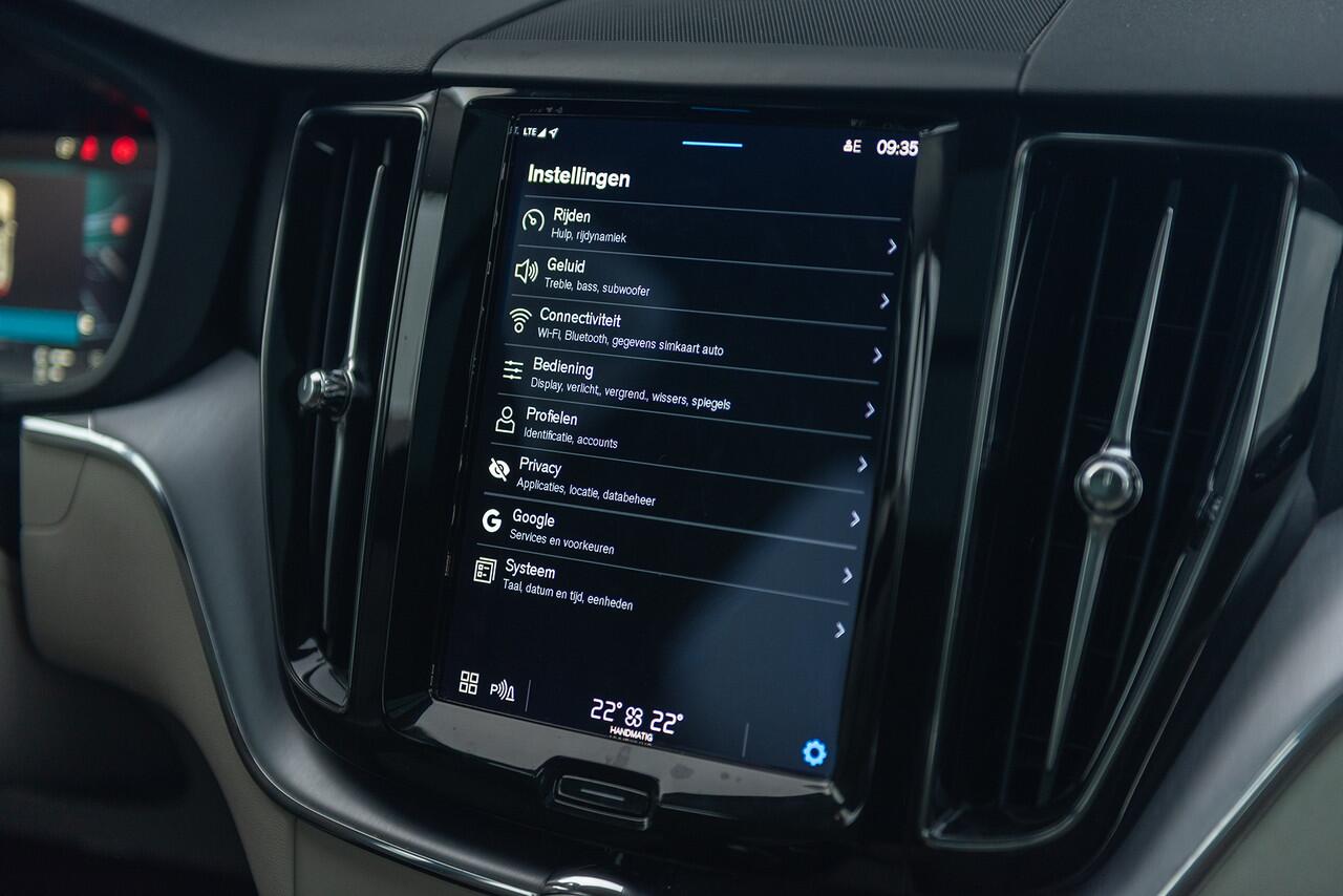 Volvo XC60 T6 Aut. Inscription Leder Navigatie Parkeercamera 340pk