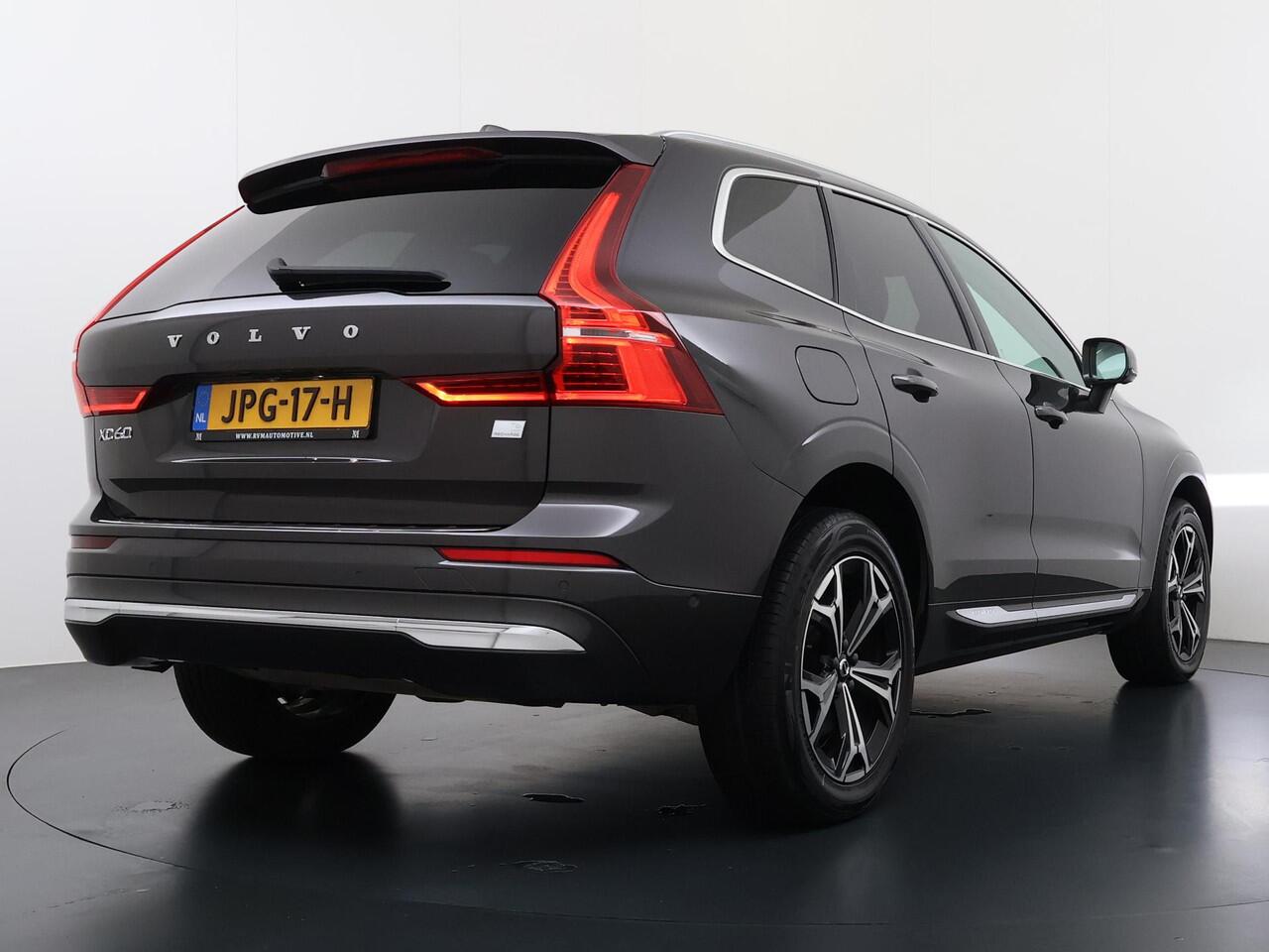 Volvo XC60 2.0 T6 Plug-in hybrid AWD Inscription Expression VAN: 41.900,- VOOR: 37770,- UW EINDEJAARSVOORDEEL: 4,130,- Mega Vol! 360° Camera | Harman Kardon | Leder | Stoel+Stuurverwarming | Panoramadak | Trekhaak | 12 mnd Bovag Garantie