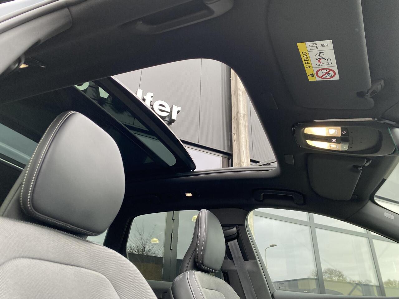 Volvo XC60 2.0 T6 Plug-in hybrid AWD Ultra Black Edition Facelift|HUD|360