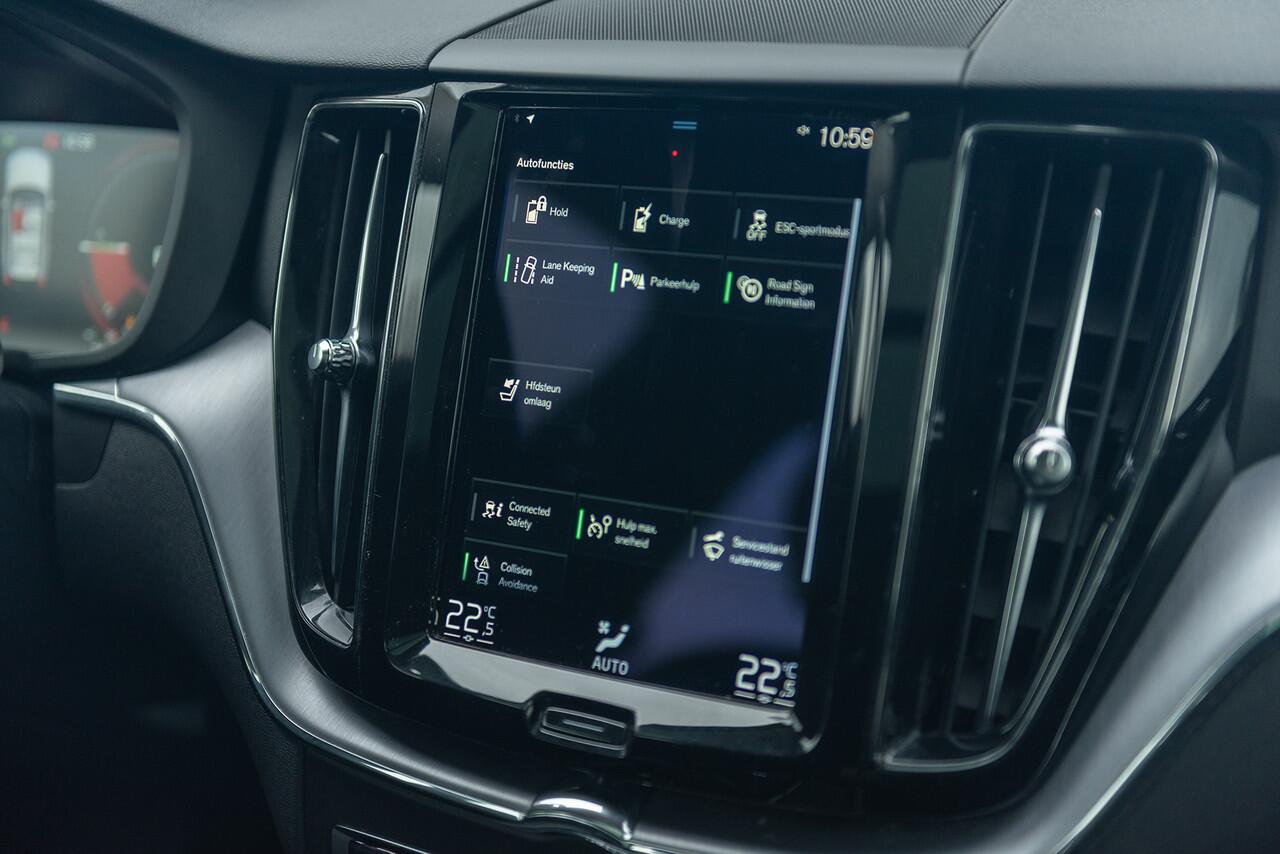 Volvo XC60 T6 Aut. Inscription CruiseControl DAB Panoramadak 340pk