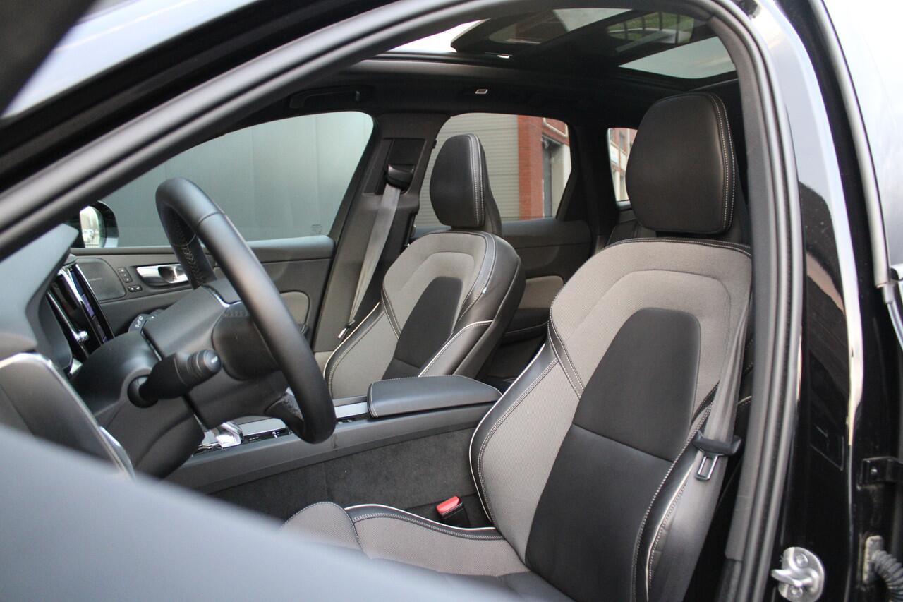 Volvo XC60 2.0 T6 Plug-in hybrid AWD Plus Dark - 360 Camera - Pano - H&K - Stoel/Stuurverwarming - Memory - BLIS - Keyless - Rijklaar