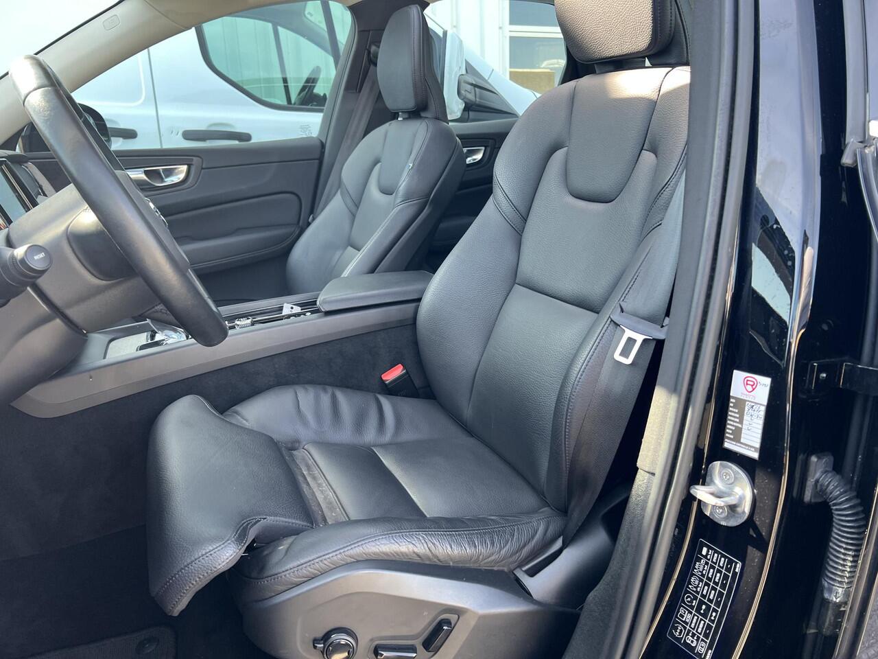 Volvo XC60 2.0 T8 Plug-in hybrid AWD Inscription | 455pk | Parking Pack | Stoelverwarming | 2.250kg Trekgewicht