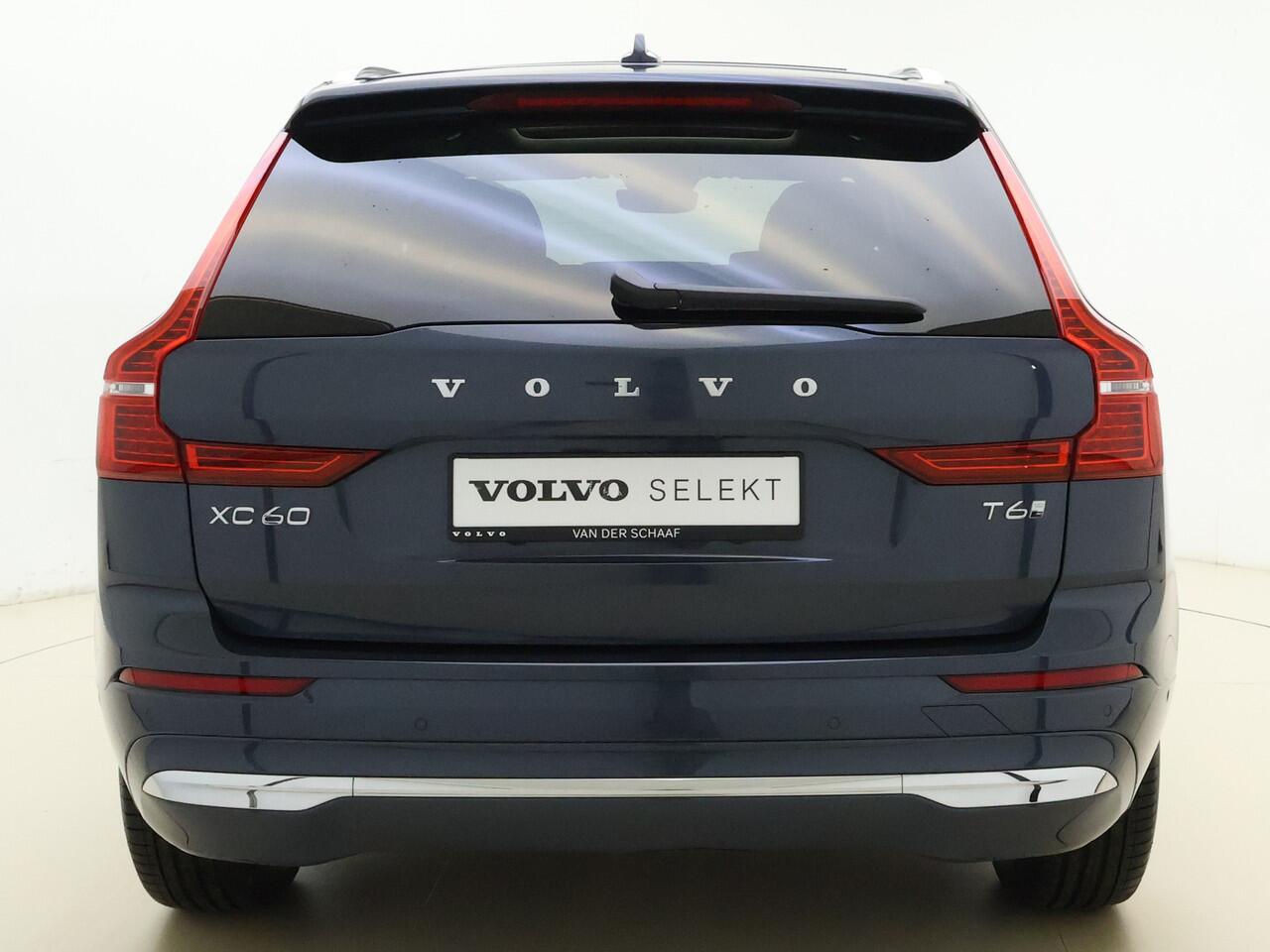 Volvo XC60 T6 350pk AWD Plus Bright / Harman Kardon audio / Camera rondom / Elektrisch verstelbare stoelen /