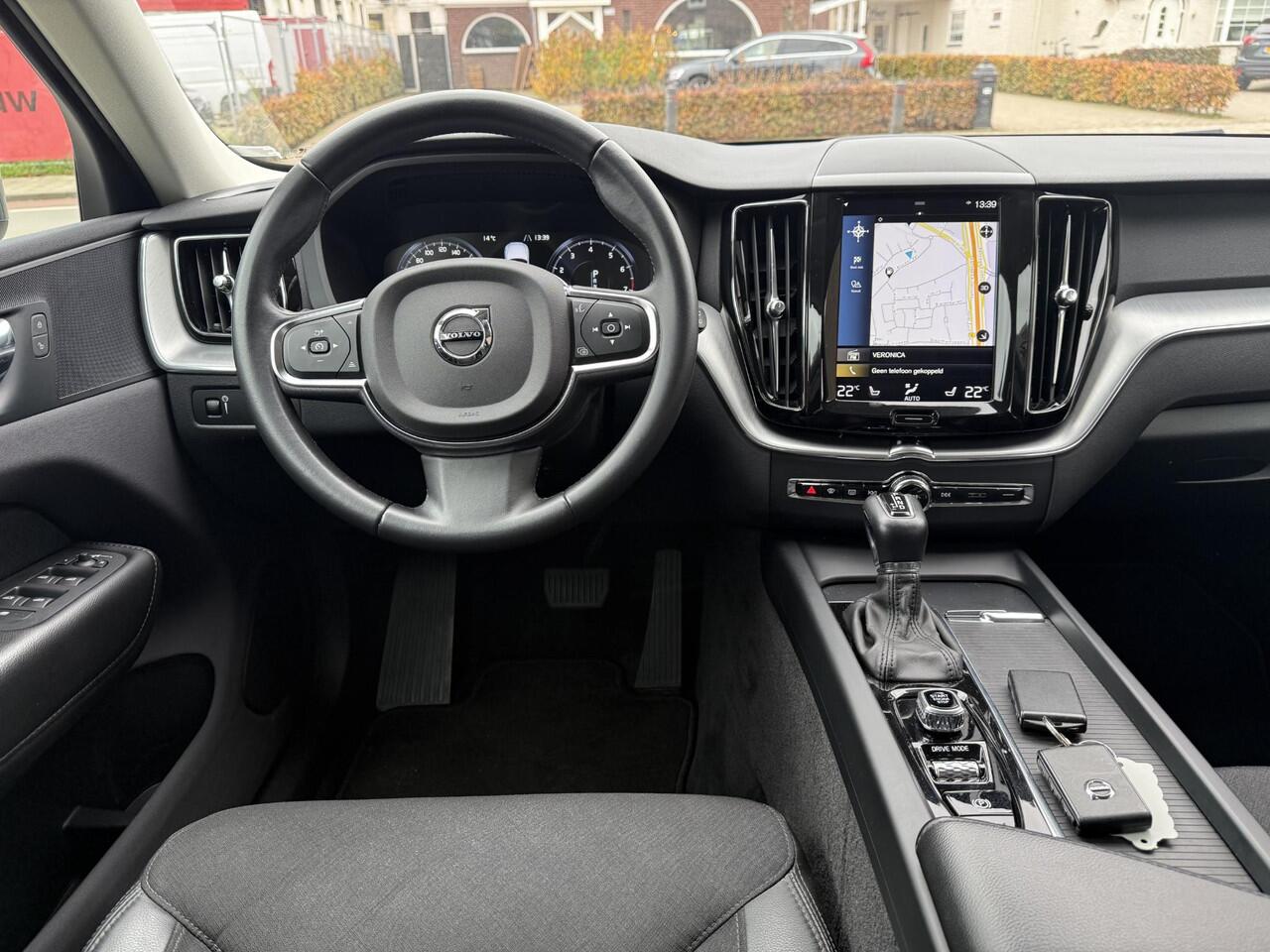 Volvo XC60 2.0 T4 190 pk Momentum Pro Intellisafe Pro