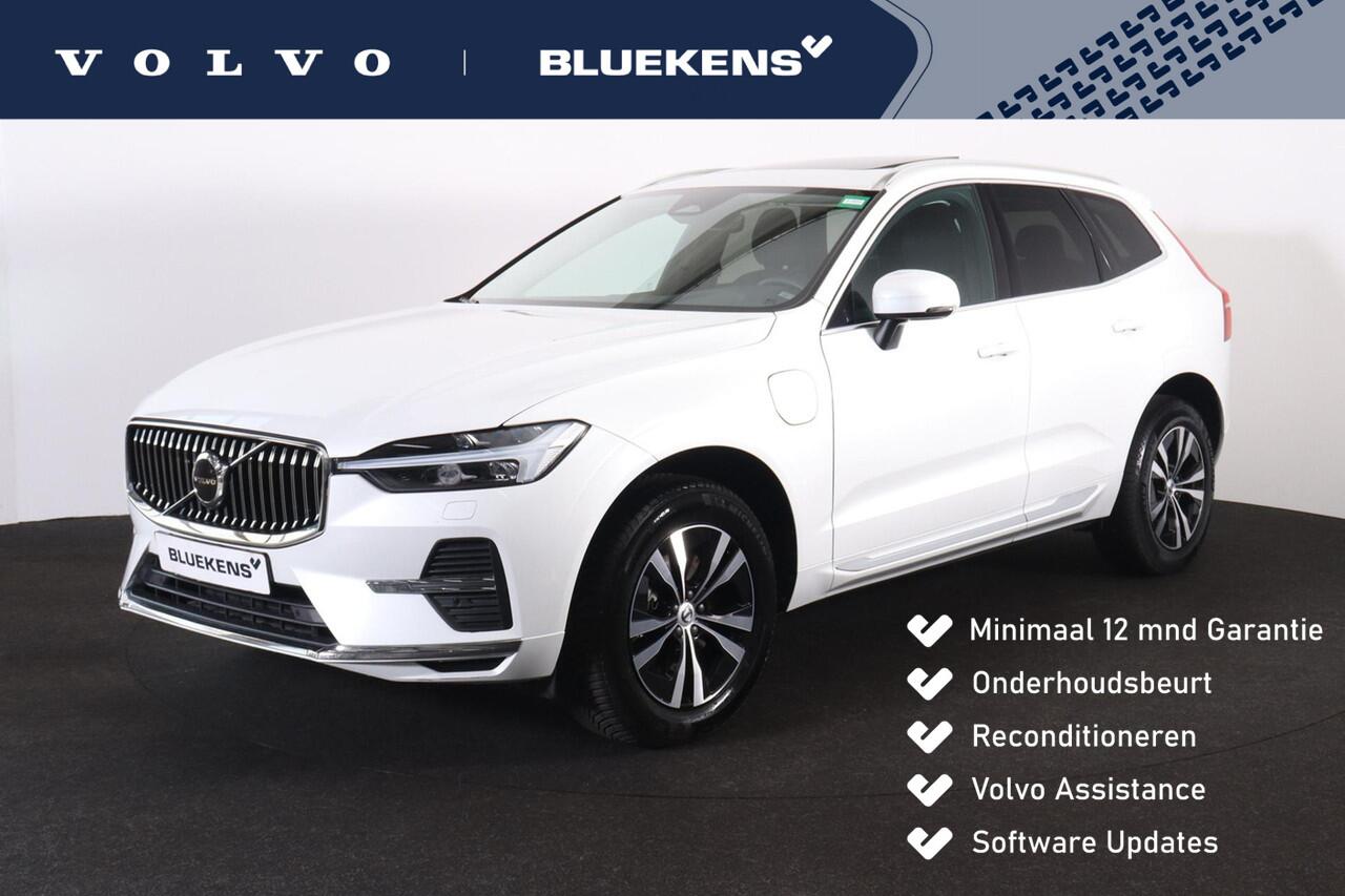 Volvo XC60 T6 Recharge AWD Core Bright - Panorama/schuifdak - IntelliSafe Assist - Adaptieve LED koplampen - Parkeercamera achter - Verwarmde voorstoelen, stuur & achterbank - Parkeersensoren voor & achter - Draadloze tel. lader - Standkachel - Extra getint glas - E