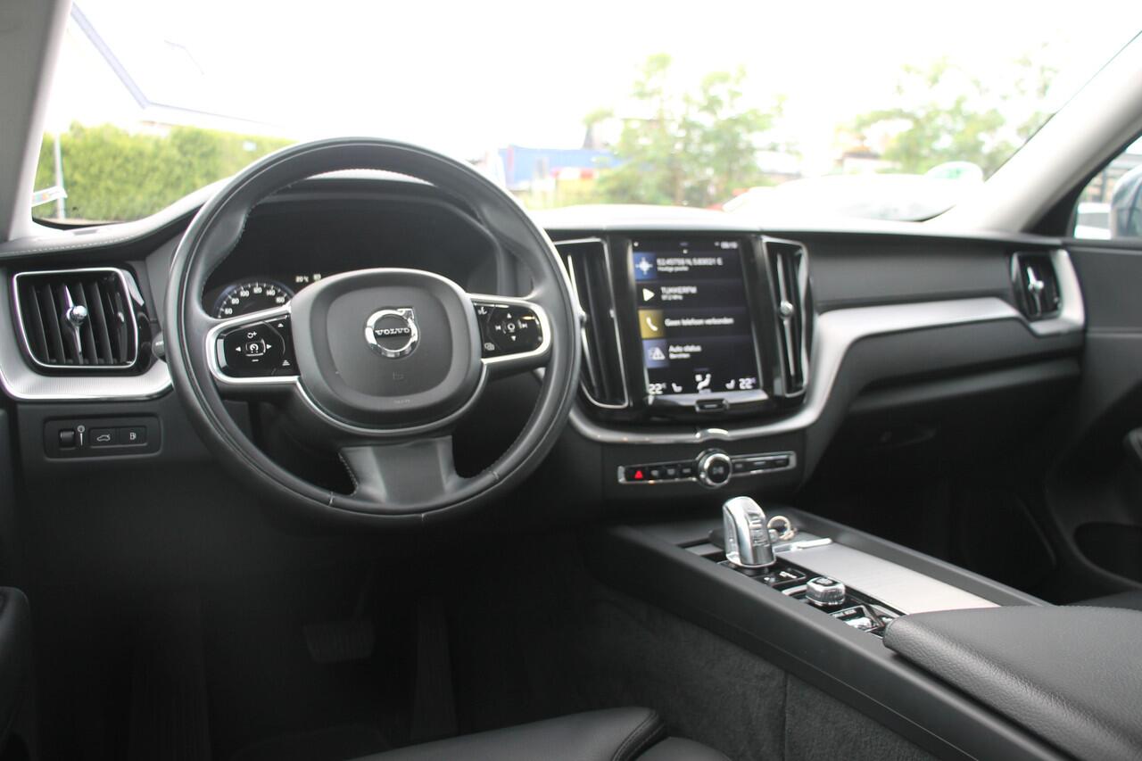 Volvo XC60 2.0 T8 Twin Engine AWD Inscription ? Panoramadak ? Leer ? Electr. trekhaak ? CarPlay