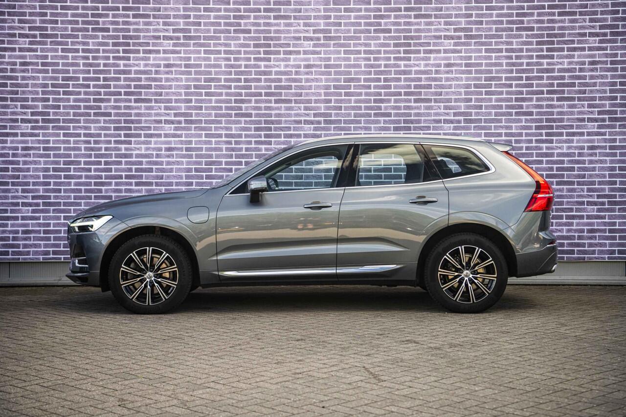 Volvo XC60 2.0 T8 Twin Engine AWD Inscription | Panoramadak | Stoel en Stuurverwarming | Adaptieve Cruise Control | Dode Hoek Detectie | Parkeer Camera |
