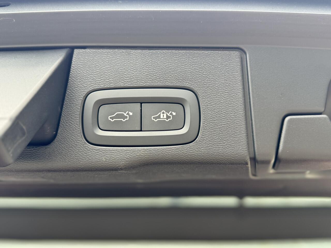 Volvo XC60 2.0 Recharge T6 AWD Inscription Climate | Camera | Standkachel | Trekhaak