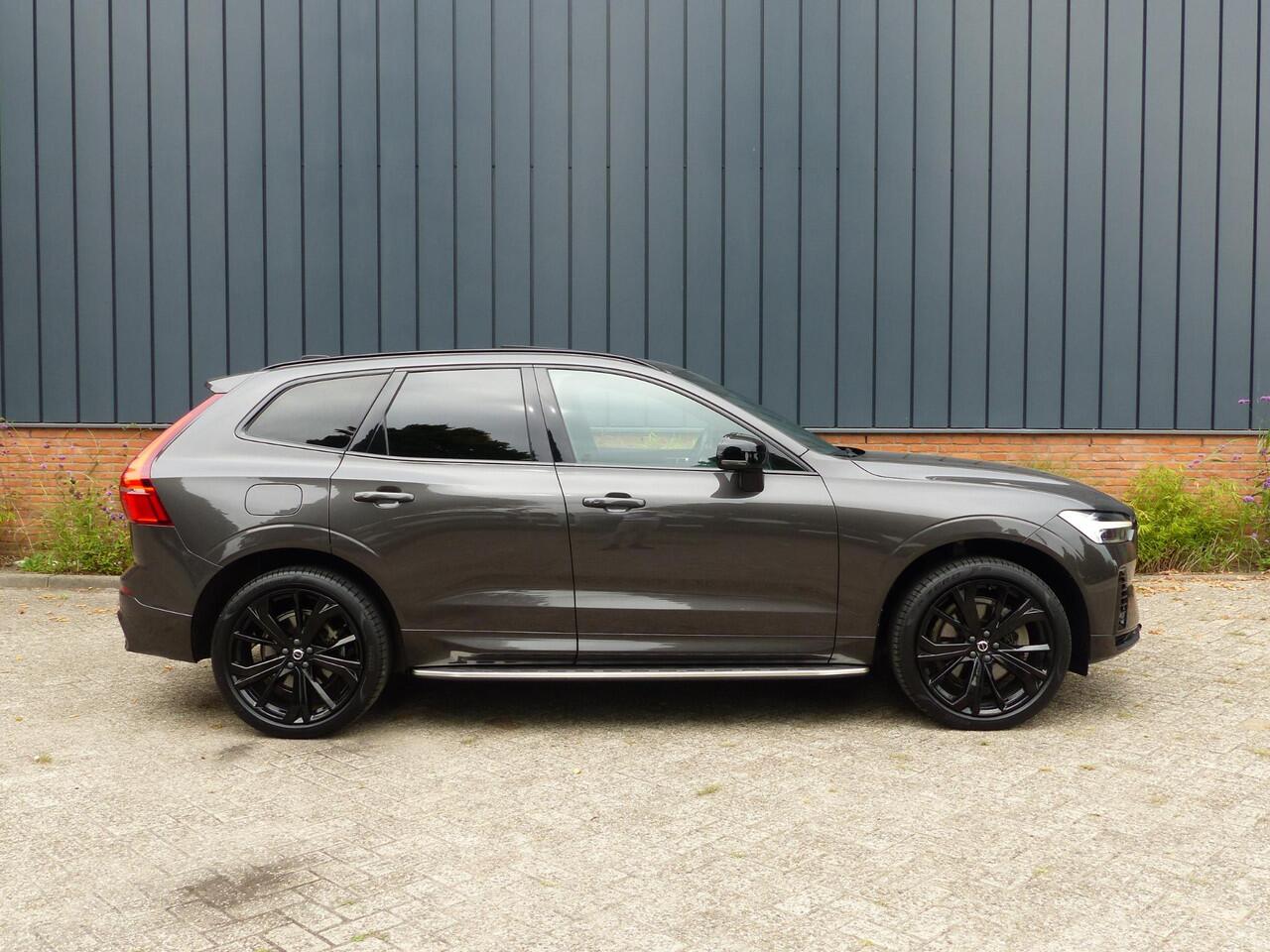 Volvo XC60 T6 Plug-in hybrid AWD Plus Dark |Long Range| Trekhaak| Sportstoelen|