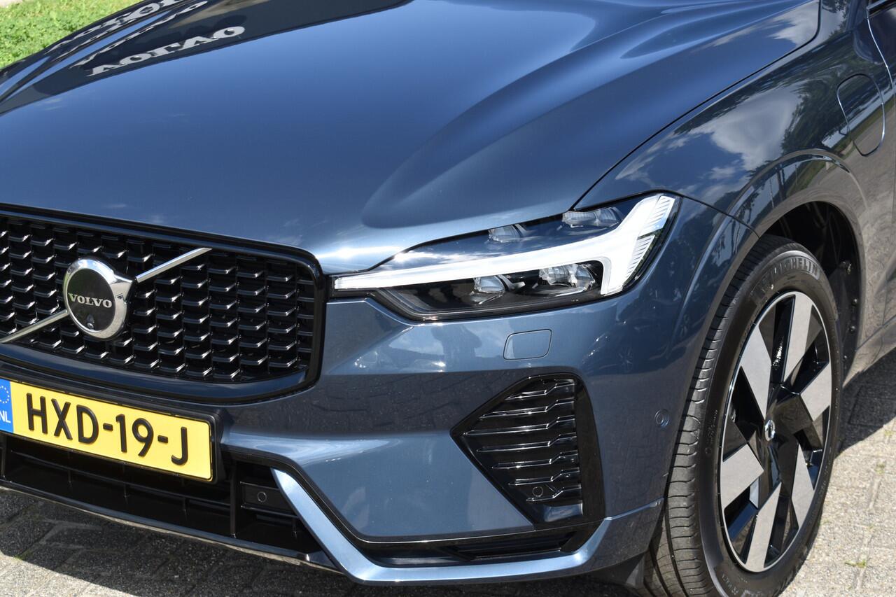 Volvo XC60 T8 AWD 455PK Plug-in hybrid Ultra Dark | Pano dak | Head Up Display | 360 Camera | ACC | Pilot Assist | Harman & Kardon | Keyless |