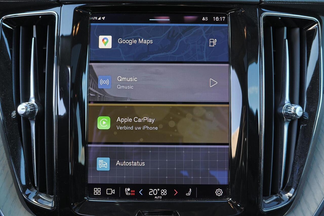 Volvo XC60 T8 Recharge AWD Inscription - Panorama/schuifdak - IntelliSafe Assist - Harman/Kardon audio - Adaptieve LED koplampen - Parkeercamera achter - Verwarmde voorstoelen & stuur - Parkeersensoren voor & achter - Elektr. bedienb. voorstoelen met geheugen - Draa