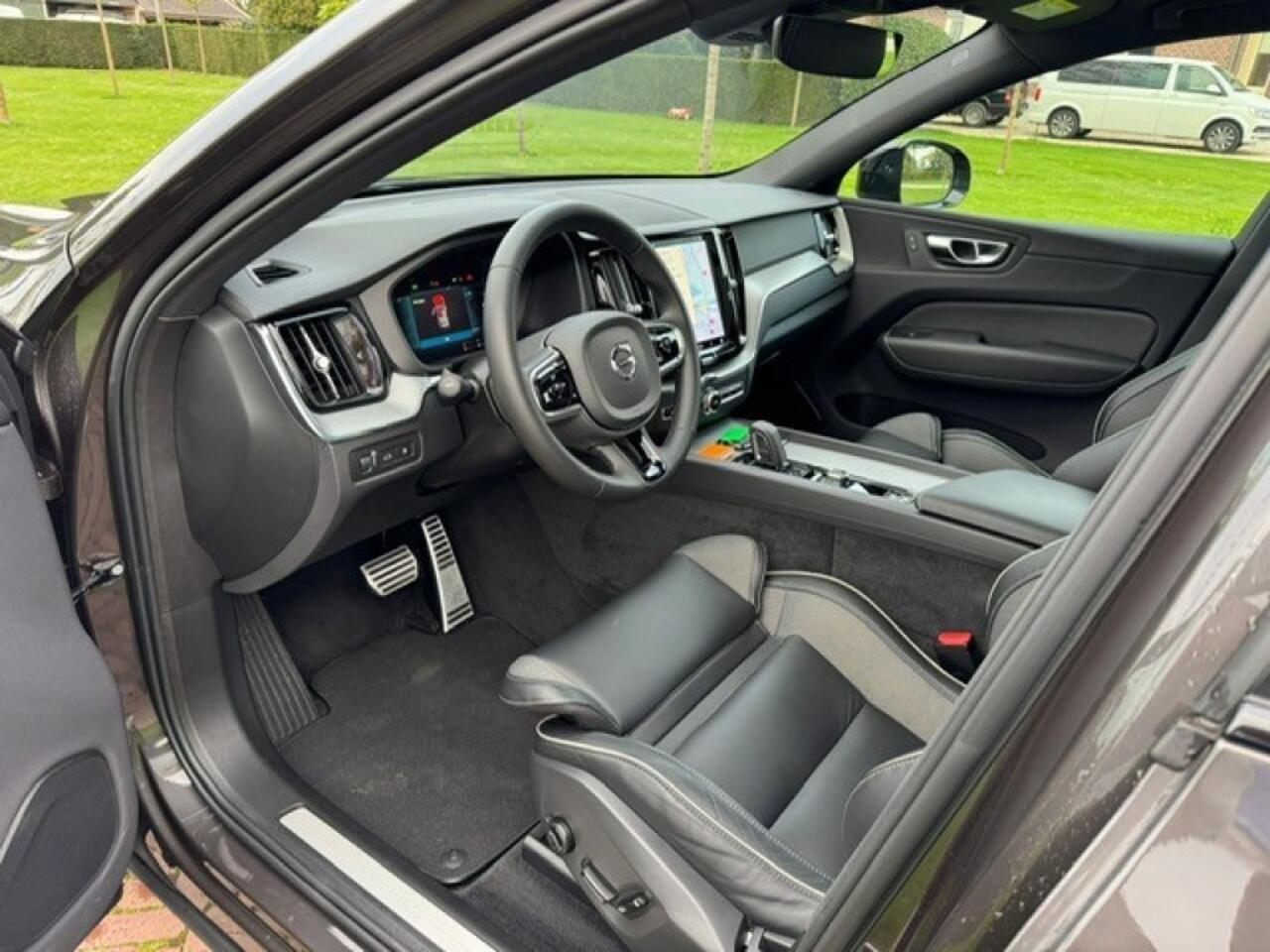 Volvo XC60 T6 R-Design Automaat Plug-In