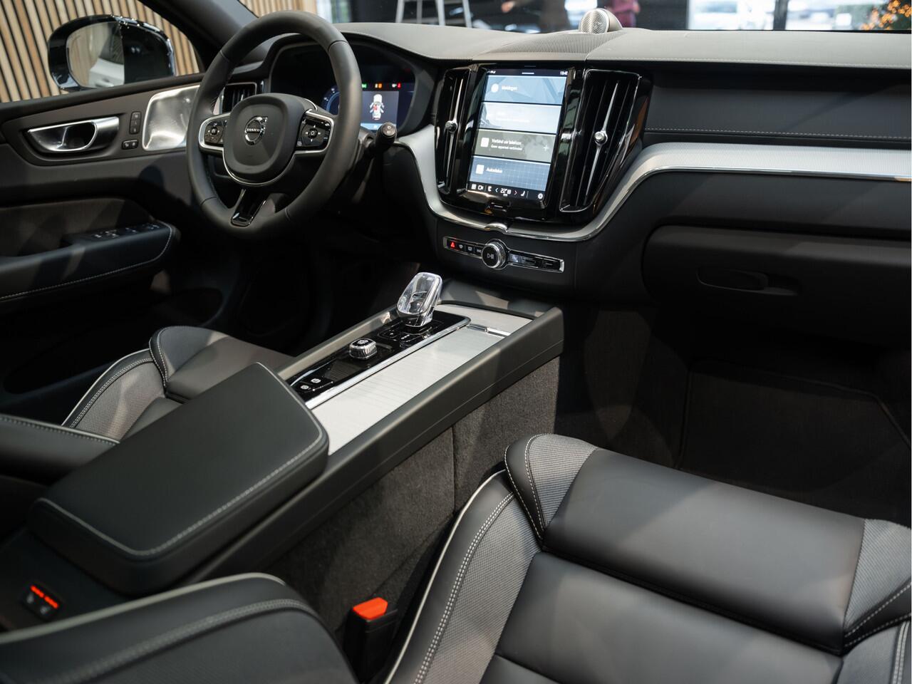 Volvo XC60 T8 Plug-in-hybrid AWD Polestar Engineered 2.0 T8 Polestar