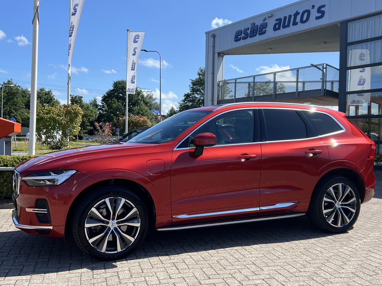 Volvo XC60 2.0 T6 Plug-in hybrid 340 pk AWD Inscription Exclusive Navi Trekhaak Panoramadak Blis 20 Inch Velgen Harman Kardon Pilot Assist ACC Head -UP DAB Carplay Getint Glas NL Auto Plug-in Hybride 1e Eigenaar BTW Auto