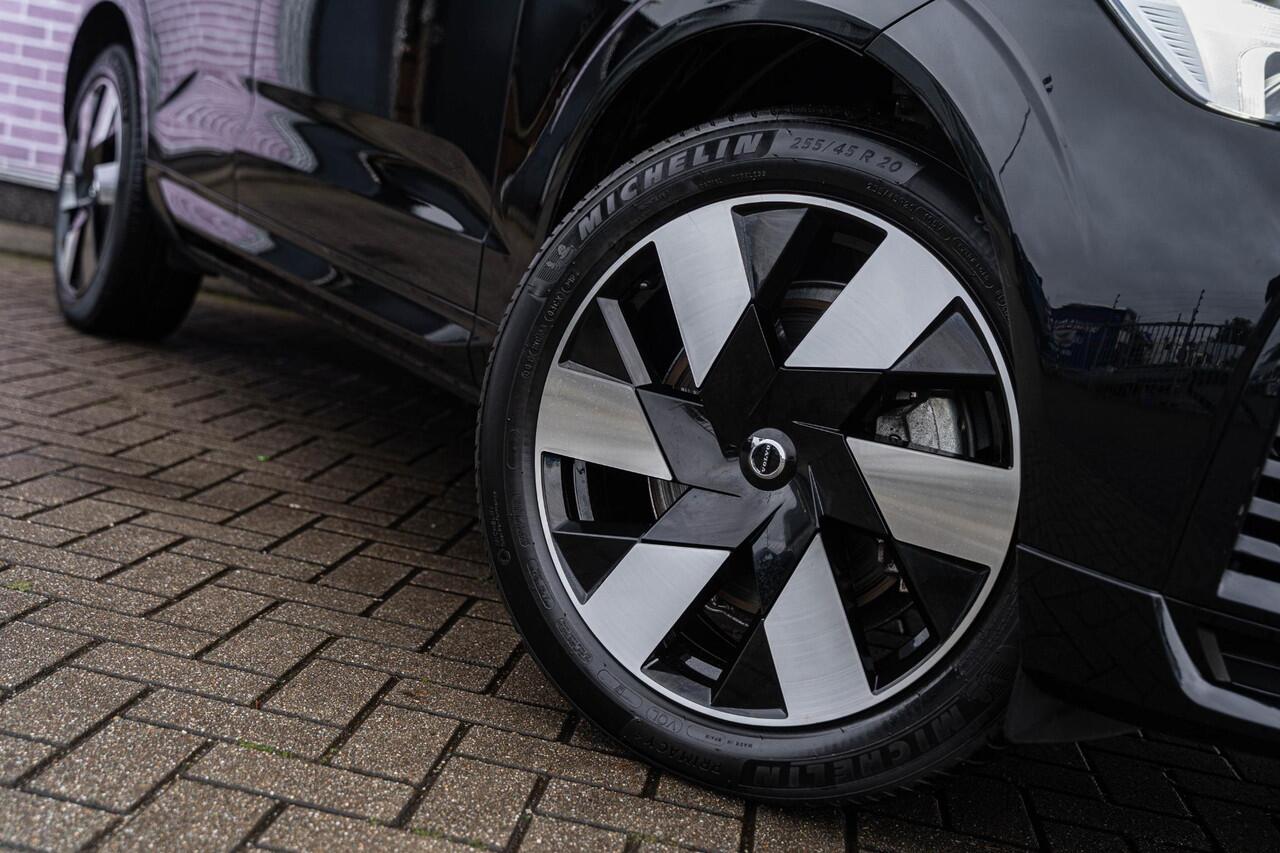 Volvo XC60 2.0 T6 Plug-in hybrid AWD Plus Dark | Long Range | Harman Kardon Audio | Schuif- / Kanteldak | Head Up Display | Stoel- / Stuurverwarming | Power Seats | Keyless | Parkeerverwarming | Dodehoek Detectie | Elektrische achterklep |