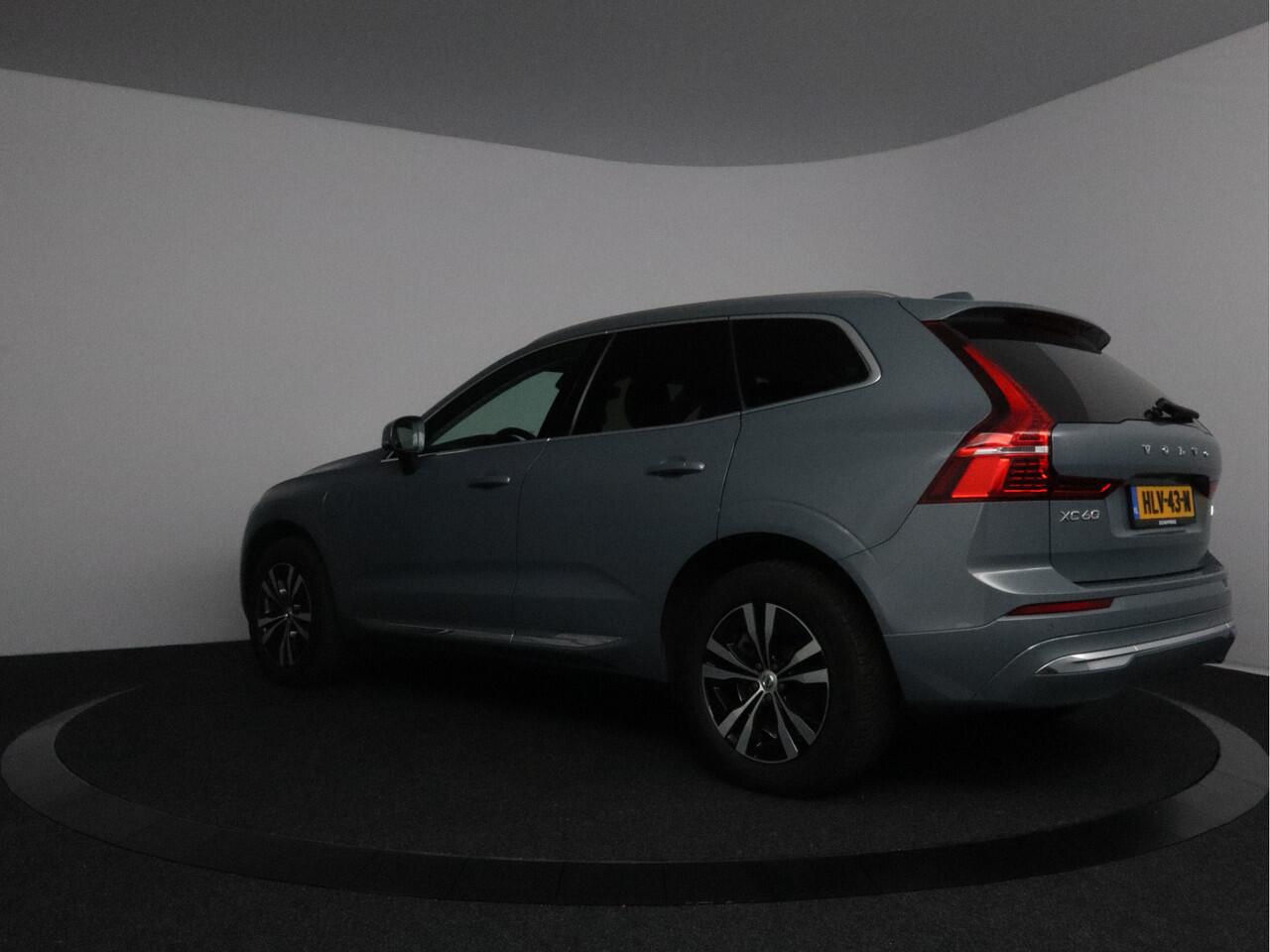 Volvo XC60 2.0 T6 Plug-in hybrid AWD Inscription Expression Panoramadak | Elektrische kofferklep