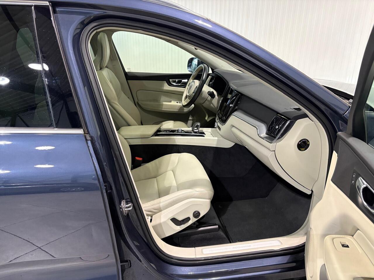 Volvo XC60 T6 Aut. LongRange Inscription Leder Parkeercamera 350pk