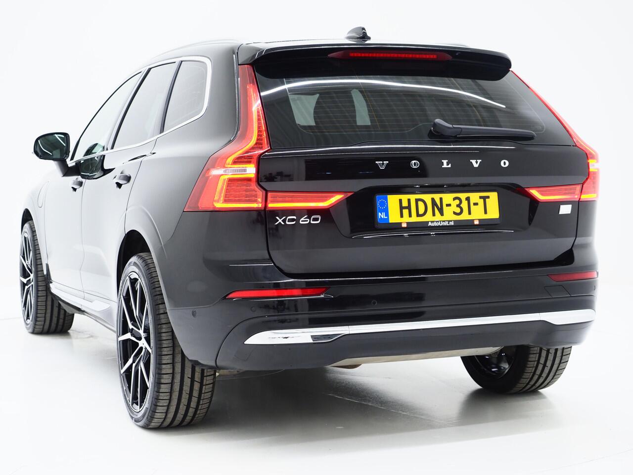 Volvo XC60 2.0 T6 Recharge AWD Ultimate Long Range | Panoramadak | Pilot Assist | Harman/Kardon | 360 | Head Up
