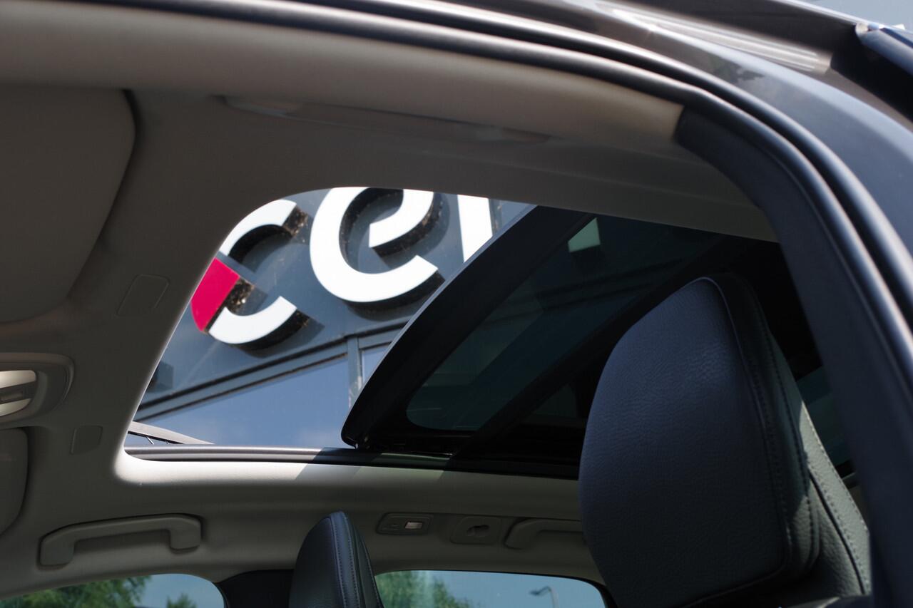 Volvo XC60 2.0 T6 Plug-in Hybrid AWD 350 PK Inscription Expression, Leder, Panoramadak, Camera,