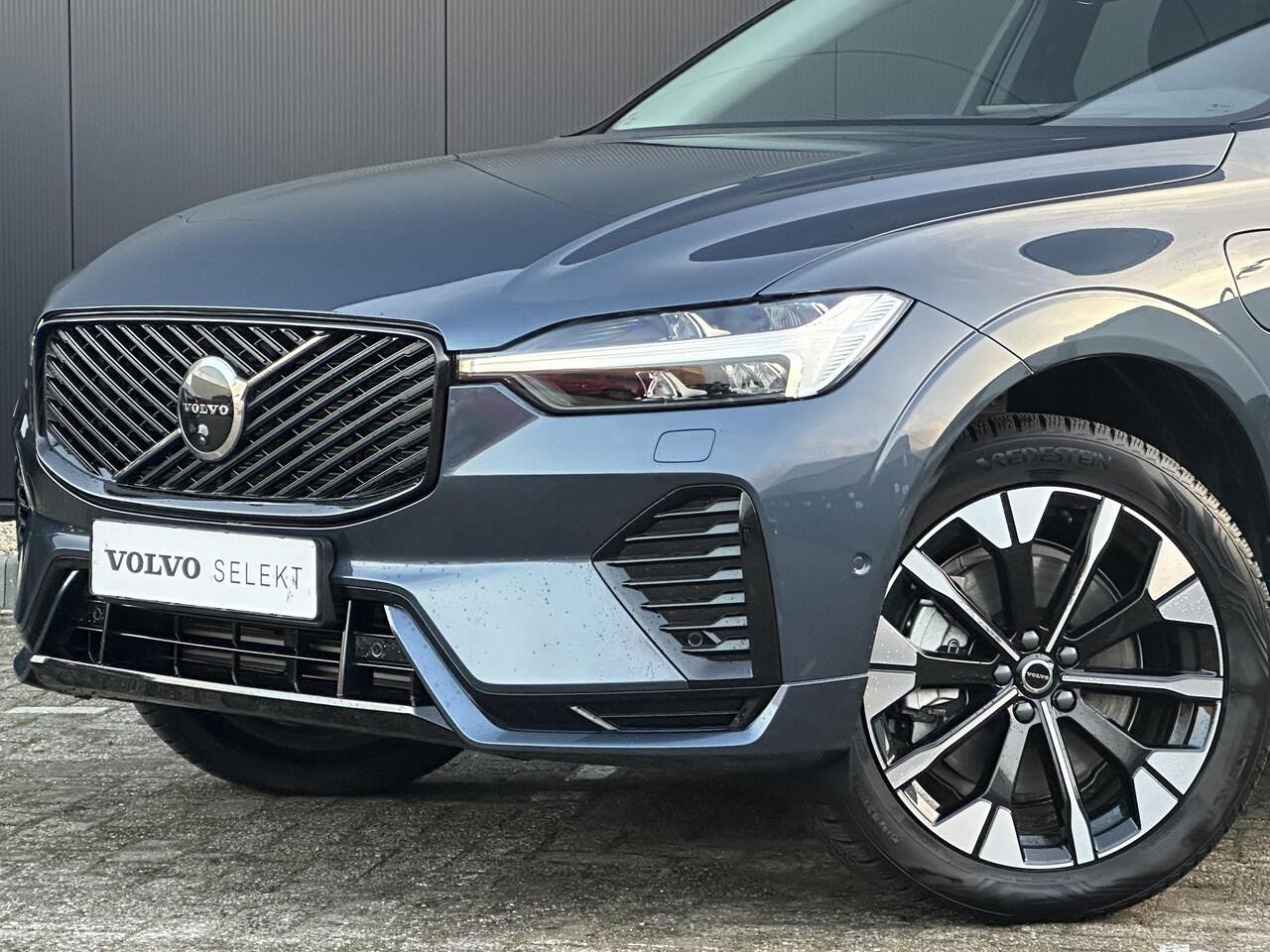 Volvo XC60 2.0 T6 Plug-in hybrid AWD Ultra Dark Display Gen. 2 / Panorama dak / Head-up display / Harman Kardon audio / Adaptieve Cruise control / Nordico bekleding / Stoel- en stuurverw./ elektr. stoelverst. / Full LED kopl. / Lederlook dashboard