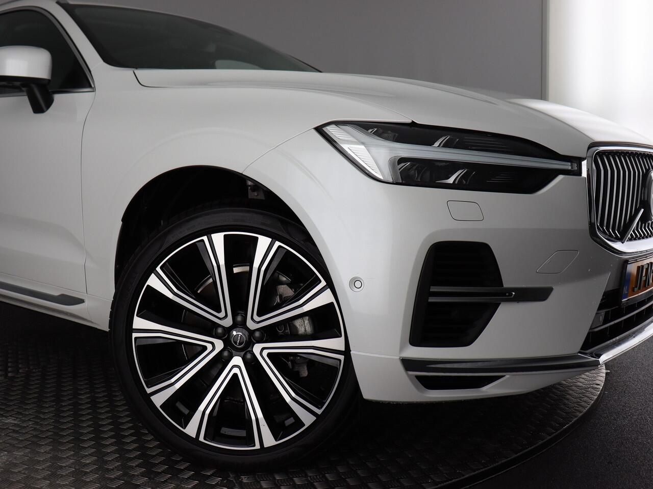 Volvo XC60 2.0 T8 PHEV AWD Plus Bright Long Range (Luchtvering / Pano / Stoelkoeling-verw. / H&K / 21'')