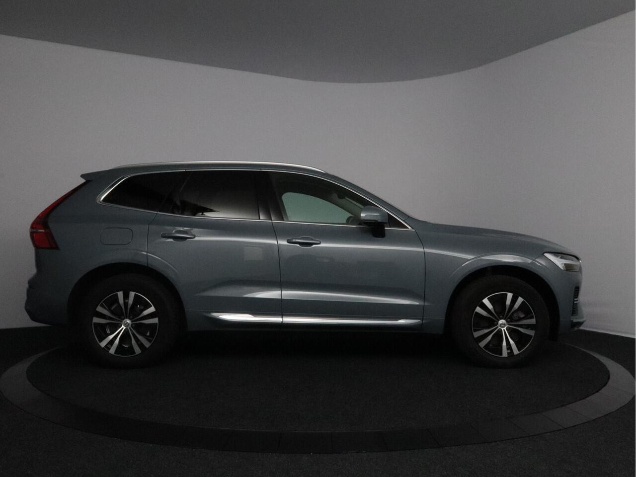 Volvo XC60 2.0 T6 Plug-in hybrid AWD Inscription Panoramadak | Elektrische kofferklep