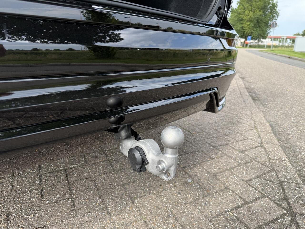 Volvo XC60 T8 (455pk) Recharge AWD Plus Black Edition ** Panodak ** HUD ** H&K ** 360 camera ** Trekhaak NP 80K **