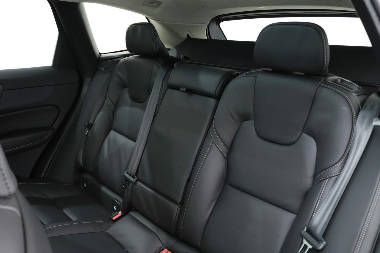 Volvo XC60 2.0 RECHARGE T8 455PK AWD ULTRA DARK AUT8 | Luchtvering | Massage | Nappa Leer met stoelkoeling