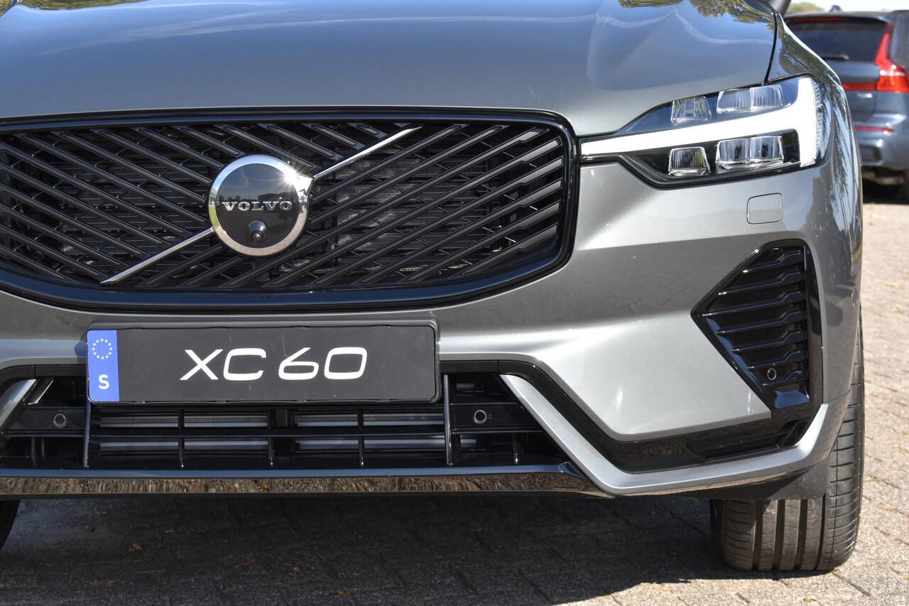 Volvo XC60 T6 AWD 350PK Plug-in Hybrid Ultra Dark | Nieuw | Luchtvering | 21"LMV | 360 camera | Panodak | HUD | H&K |