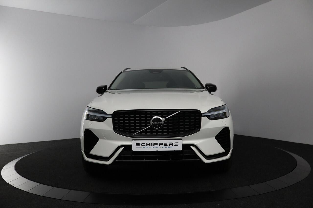 Volvo XC60 2.0 T6 Plug-in hybrid AWD Plus Dark | Trekhaak