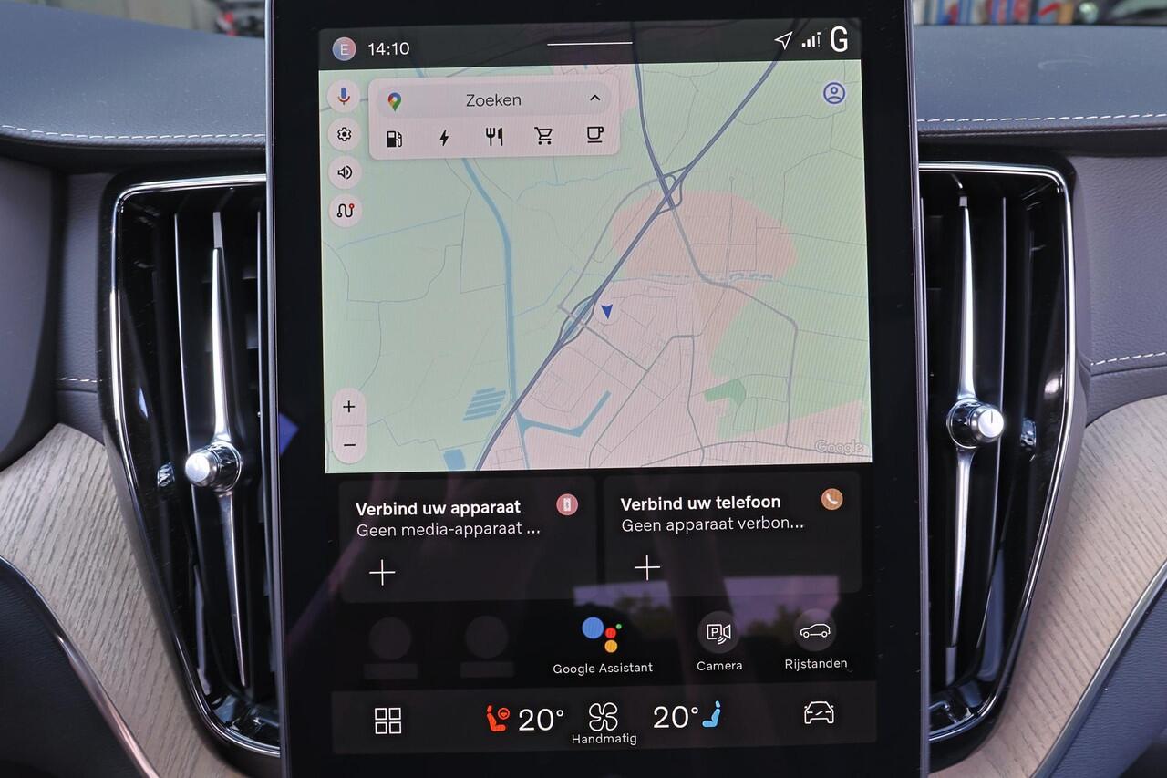 Volvo XC60 T8 Recharge AWD Ultra Dark - Panorama/schuifdak - Massage&Ventilatie stoelen - IntelliSafe Assist & Surround - 360º Camera -Nappa leder - Harman/Kardon audio - Adaptieve LED koplampen - Verwarmde voorstoelen, stuur & achterbank - Parkeersensoren voor & ac