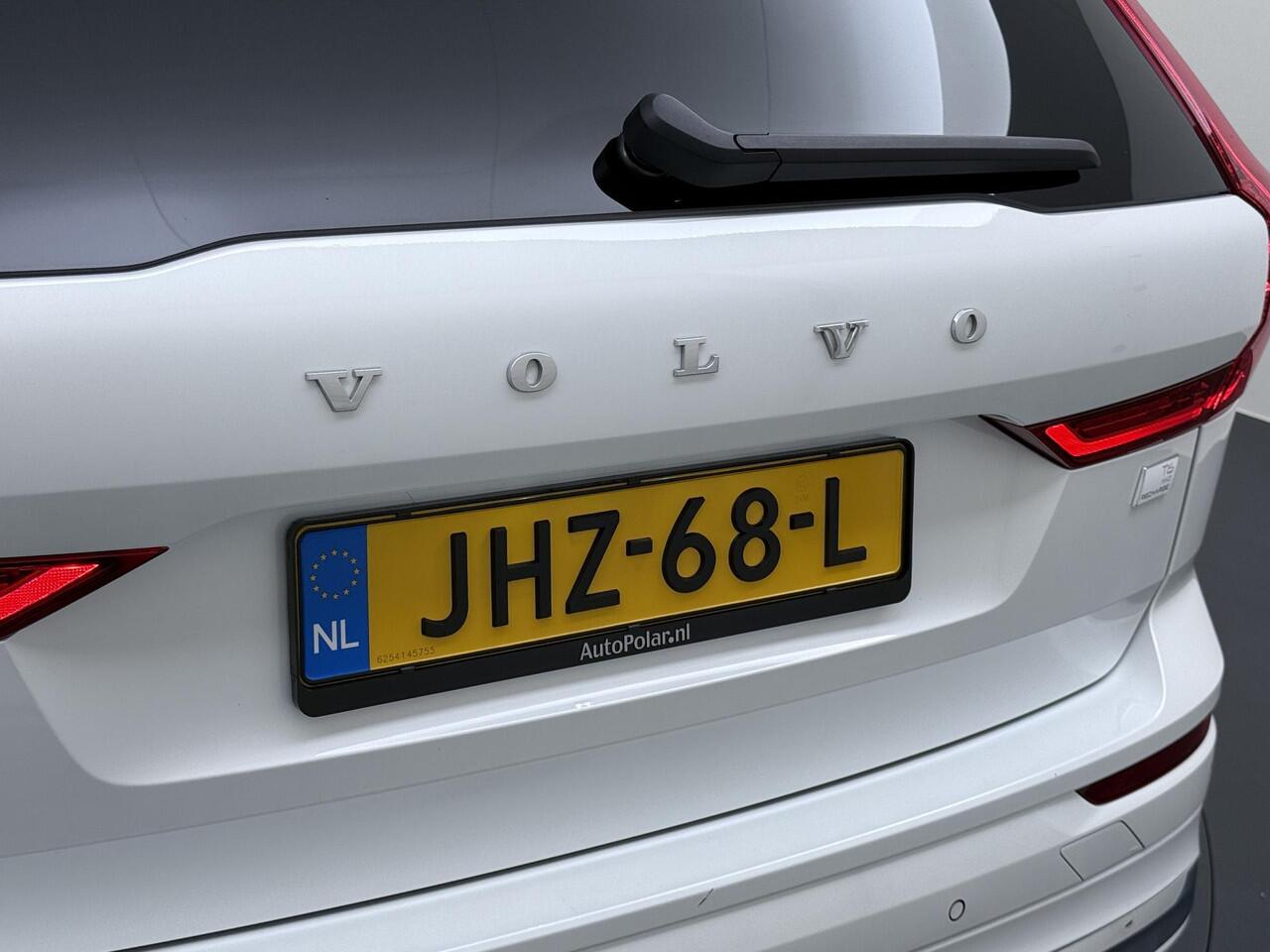 Volvo XC60 2.0 T6 Plug-in hybrid AWD Ultimate Bright 21inch/360Camera/Panodak/Leder/Headup etc