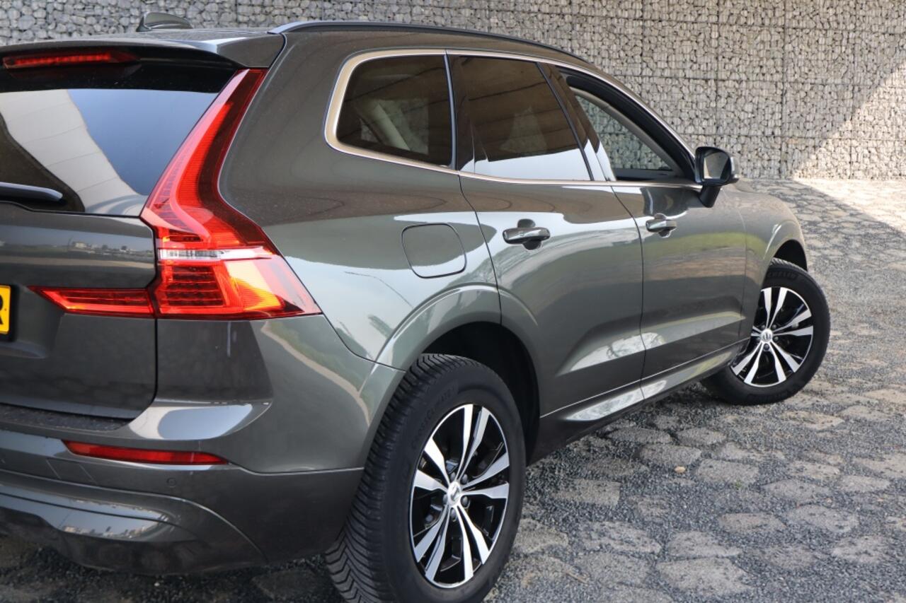 Volvo XC60 2.0 B5 | Trekhaak | Schuifdak | Leer | Camera