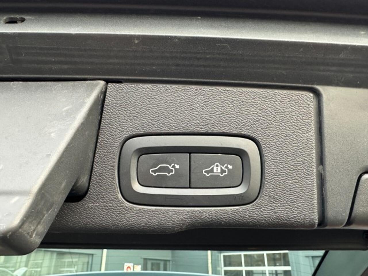 Volvo XC60 2.0 AWD Recharge T6 Inscription Hybr. Trekhaak