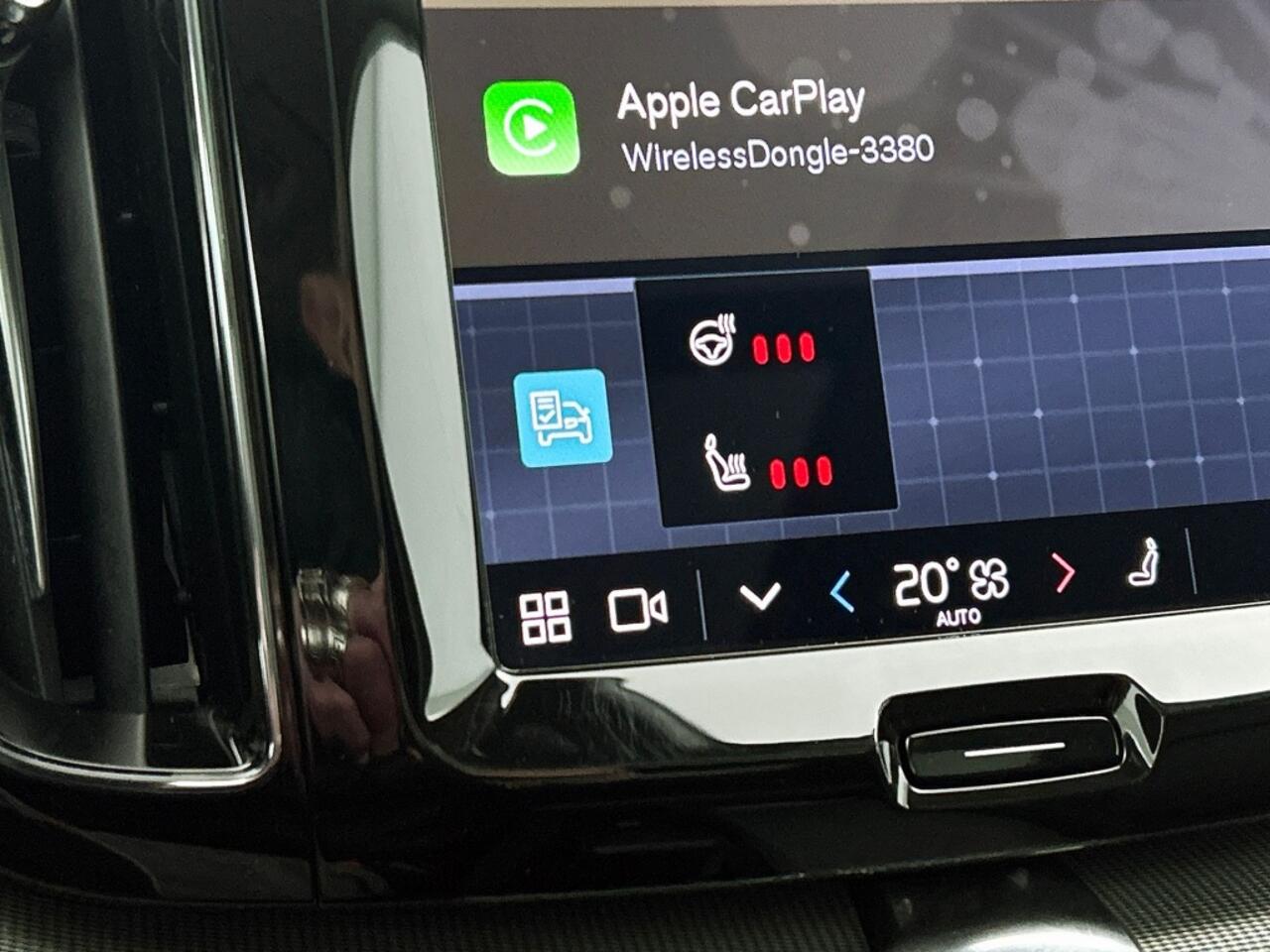 Volvo XC60 2.0 T8 AWD Plus Dark | Harman/Kardon | Panoramadak