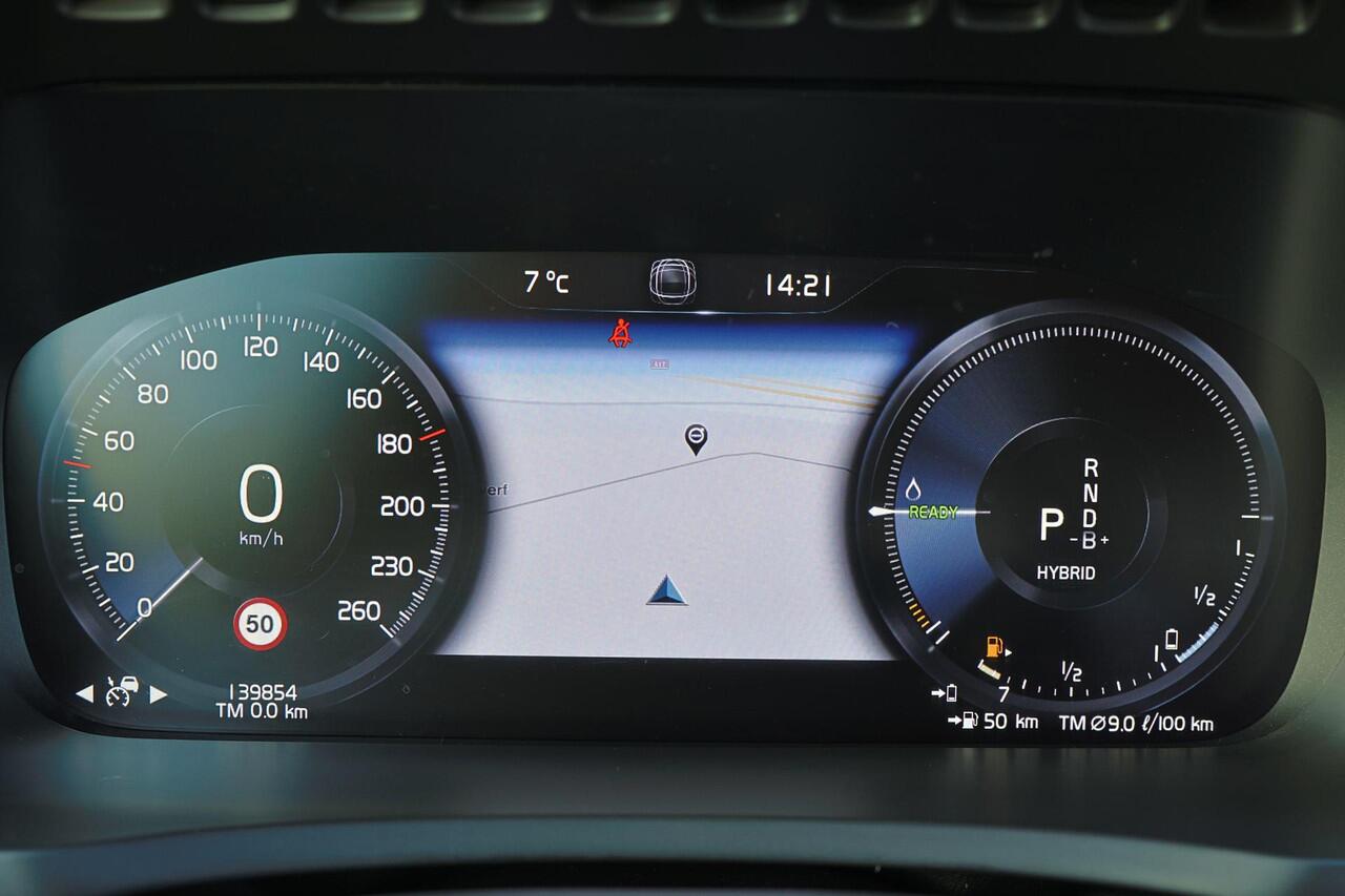 Volvo XC90 T8 Recharge AWD Inscription - IntelliSafe Assist & Surround - 360º Camera - Harman/Kardon audio - Adaptieve LED koplampen - Verwarmde voorstoelen, stuur & achterbank - Parkeersensoren voor & achter - Elektr. bedienb. voorstoelen met geheugen - Draadloze t