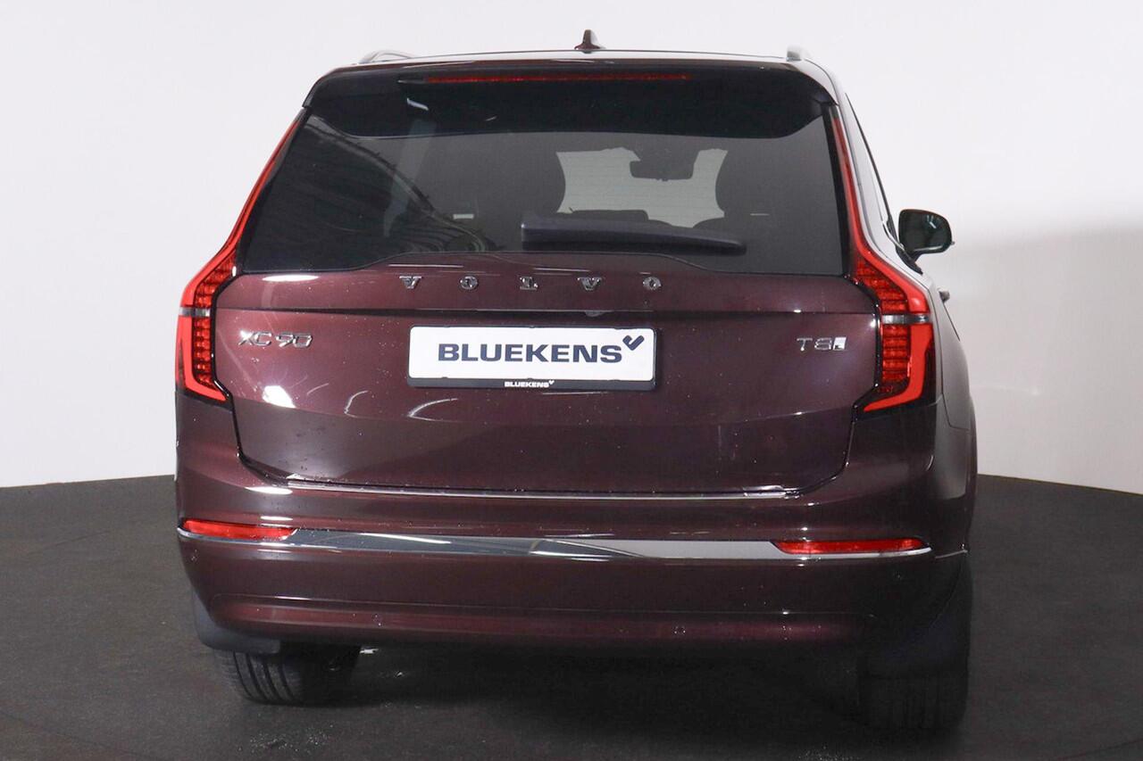 Volvo XC90 T8 Recharge AWD Ultra Bright - Luchtvering - Panorama/schuifdak - IntelliSafe Assist & Surround - 360º Camera - Bowers & Wilkins audio - Adaptieve LED koplampen - Verwarmde voorstoelen, stuur & achterbank - Parkeersensoren voor & achter - Elektr. bedienb.