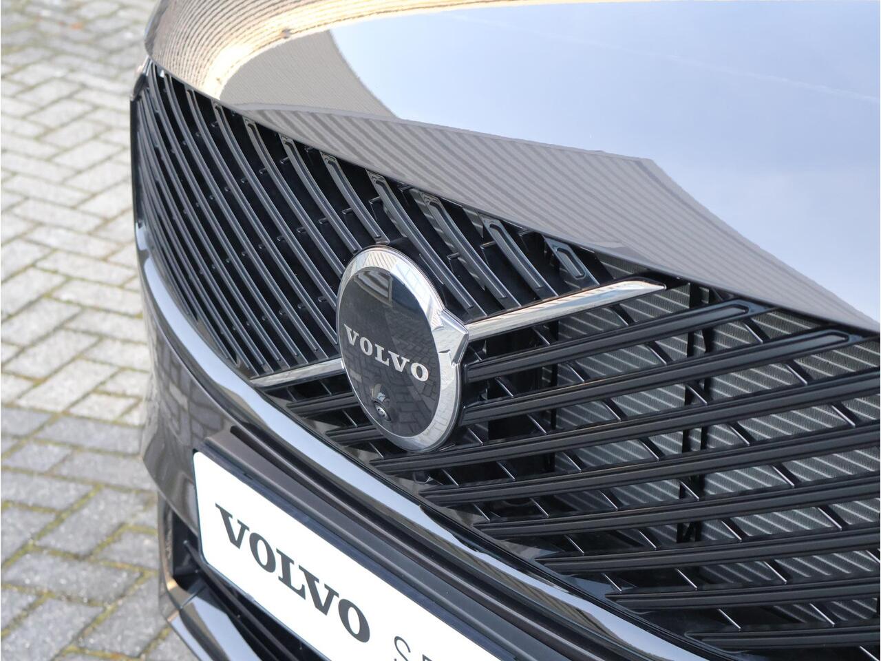 Volvo XC90 T8 Plug-in hybrid AWD Ultra Dark Exec. Ed. | FULL OPTION | Luchtvering | Bowers & Wilkins | Gelaagd glas