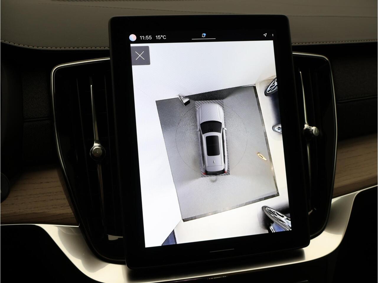 Volvo XC90 T8 455PK Plug-in hybrid AWD Ultra Bright / Facelift / Trekhaak / Luchtvering / Matrix LED / Head Up / Nubuck Hemel / Panoramisch Dak / 360gr Camera /