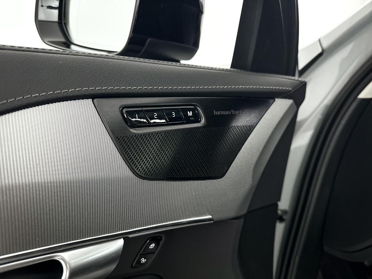 Volvo XC90 T8 Recharge AWD Ultimate Dark | Panoramadak | Head-up Display | Harman Kardon | 360º camera | Luchtvering | Stoel- en Stuurverwarming | Trekhaak