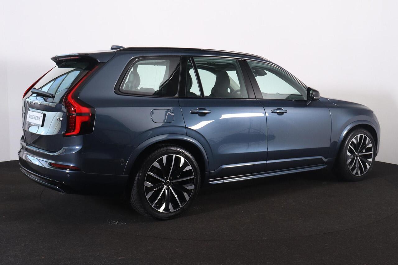 Volvo XC90 T8 Recharge AWD Ultra Dark - Luchtvering - Panorama/schuifdak - IntelliSafe Assist & Surround - 360º Camera - Bowers & Wilkins audio - Adaptieve LED koplampen - Verwarmde voorstoelen, stuur & achterbank - Parkeersensoren voor & achter - Elektr. bedienb. v
