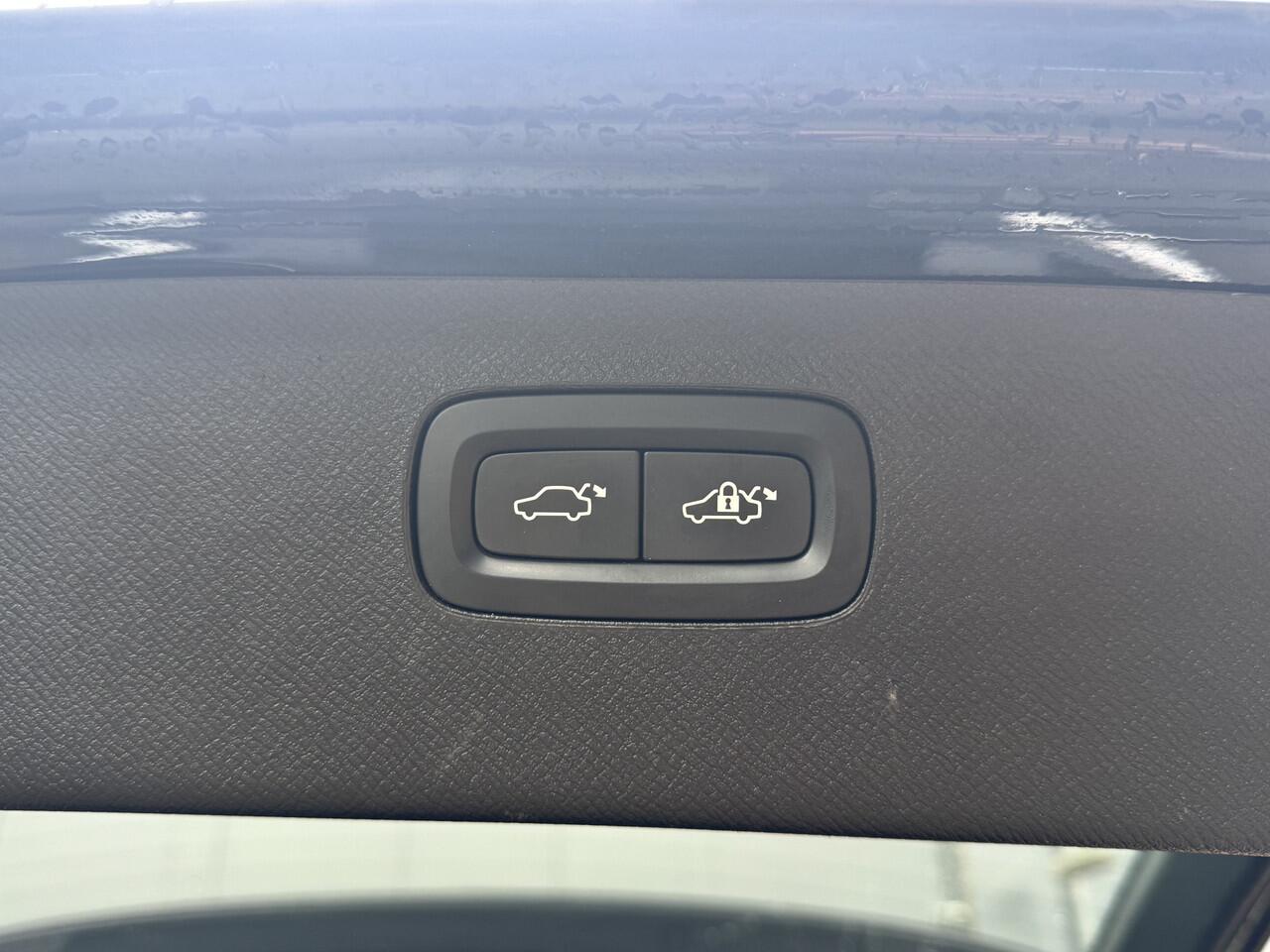 Volvo XC90 2.0 T8 Recharge AWD Inscription Luchtvering | Bowers & Wilkins Audio | Massage | Trekhaak