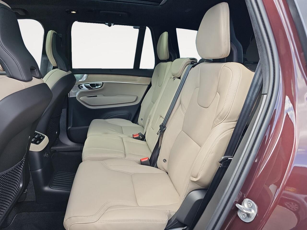 Volvo XC90 2.0 T8 Plug-in hybrid AWD Ultra Dark | Mulberry Red | Luchtvering | Bowers & Wilkins Audio | Massagefunctie voorstoelen |