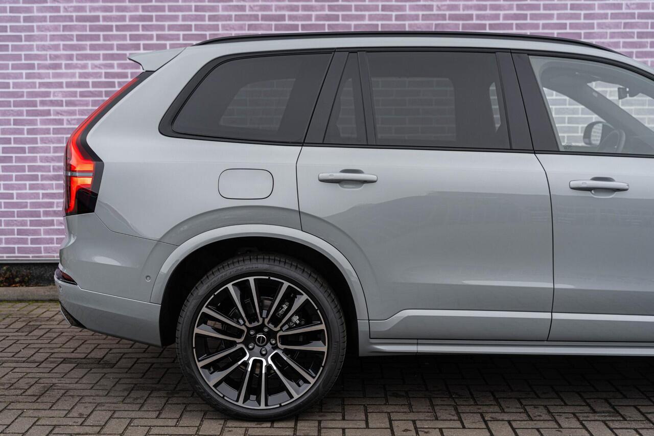 Volvo XC90 T8 Plug-in hybrid AWD Ultra Dark | 7-Zits | Google | Longe Range | Luchtvering | Bowers & Wilkins Audio | Nappa Leder | Head-up Display | Standkachel | Getint Glas | Schuif-/Kanteldak | 22" LM